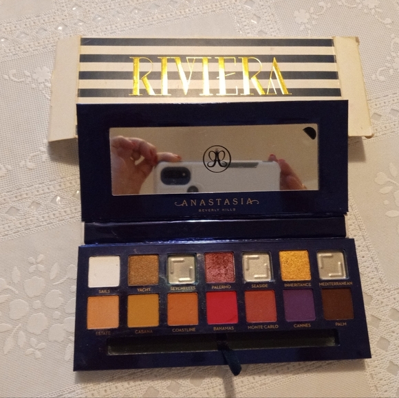 Anastasia Beverly Hills Riviera Eyeshadow Palette - Picture 7 of 15